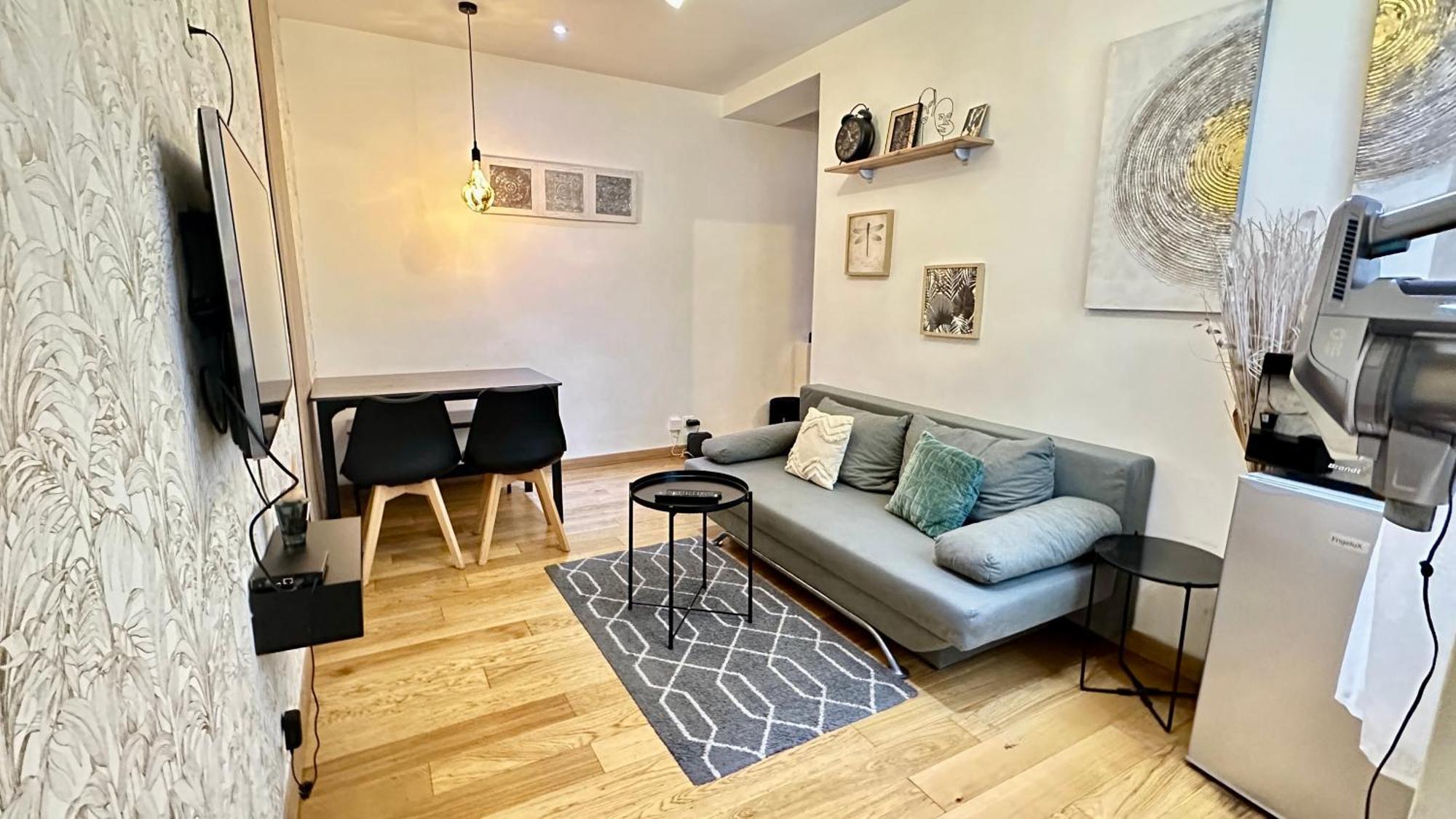 Amazing House Near To Saint Lazar And Lafayette! Apartment